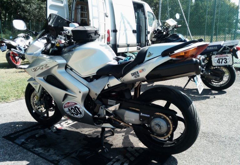 VFR la meilleure moto du monde. Viedemotard.fr