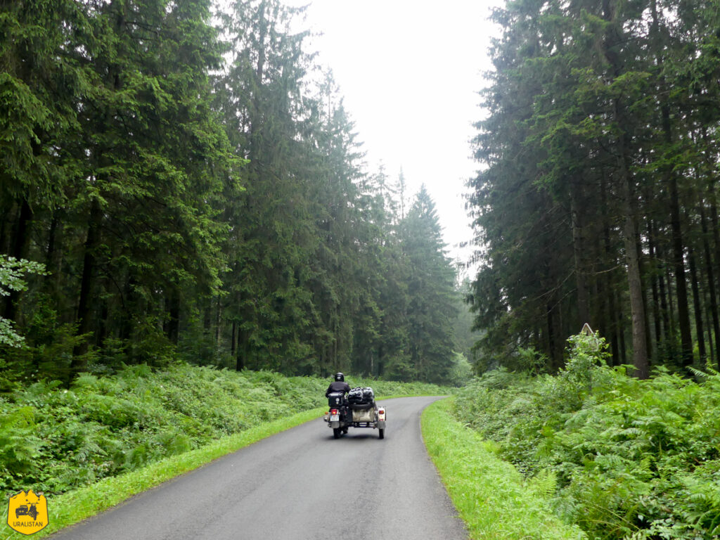 Roadtrip dans les Ardennes en side-car Ural